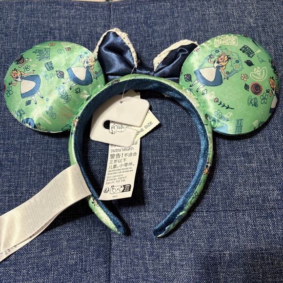Disney Parks Epcot UK World Showcase Alice in Wonderland Ears - Picture 2 of 2
